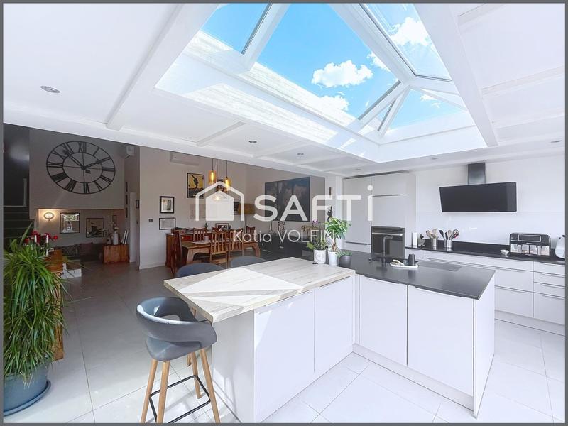 Villa - 157 m² - 6 pièces