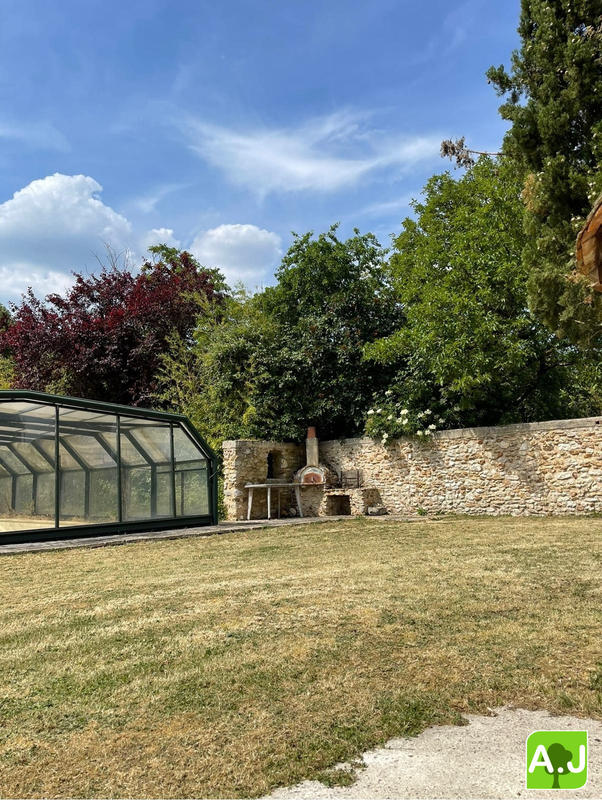 Maison ancienne - 185 m² - 10 pièces