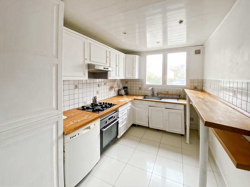 Maison - 103 m² - 6 pièces