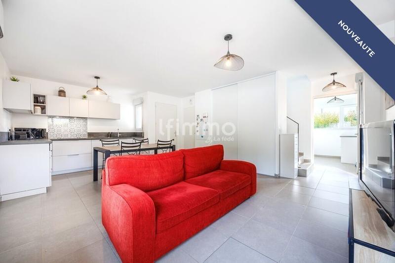 Maison - 95 m² - 4 pièces