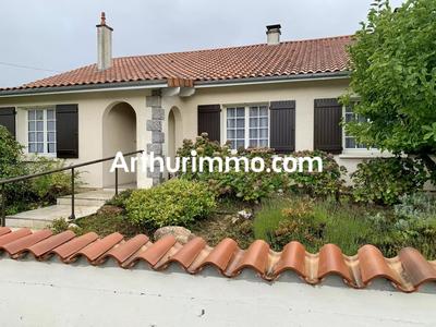 Maison - 195 m² - 9 pièces