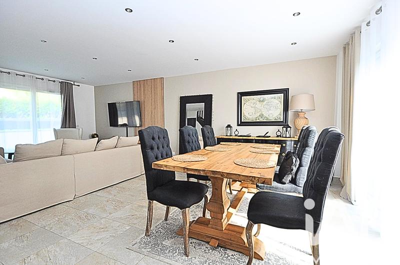 Maison - 141 m² - 6 pièces