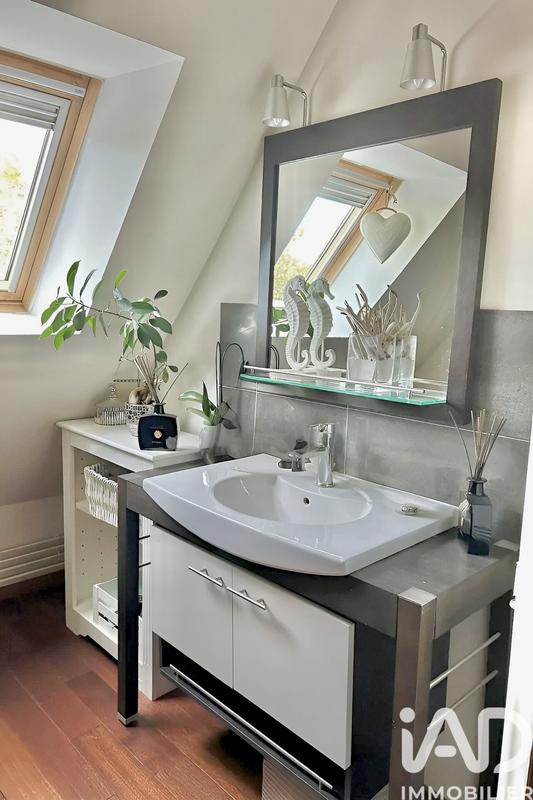 Maison - 197 m² - 5 pièces