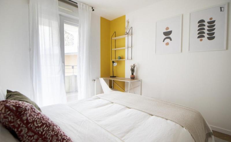 Chambre - 11 m² - 4 pièces