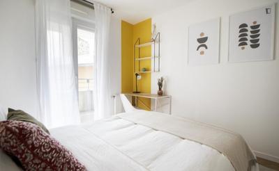Chambre - 11 m² - 4 pièces