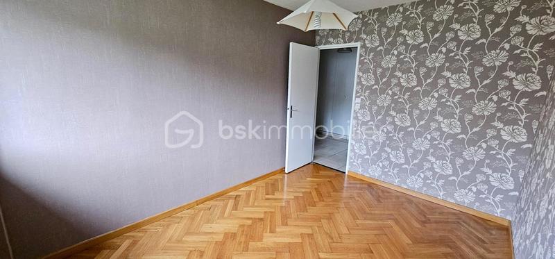 Appartement - 94 m² - 5 pièces