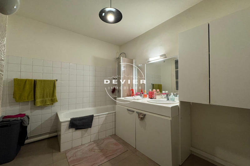 Appartement - 88 m² - 3 pièces