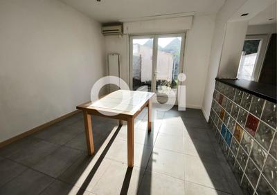 Maison - 80 m² - 4 pièces