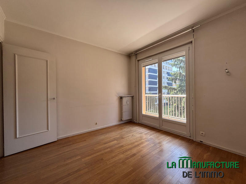 Appartement - 144 m² - 5 pièces