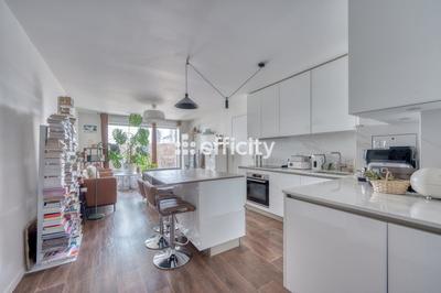 Appartement - 79 m² - 4 pièces