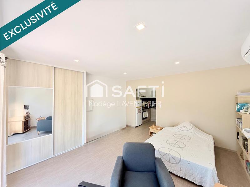 Maison - 238 m² - 9 pièces