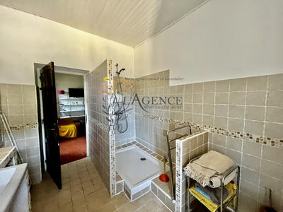 Maison - 113 m² - 10 pièces