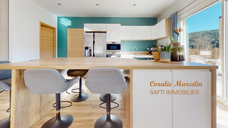 Maison - 112 m² - 4 pièces