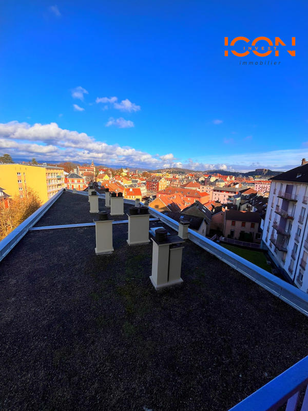 Appartement - 93 m² - 4 pièces