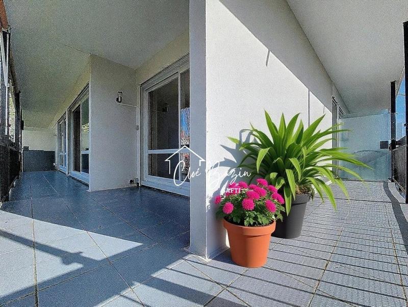 Appartement - 49 m² - 2 pièces