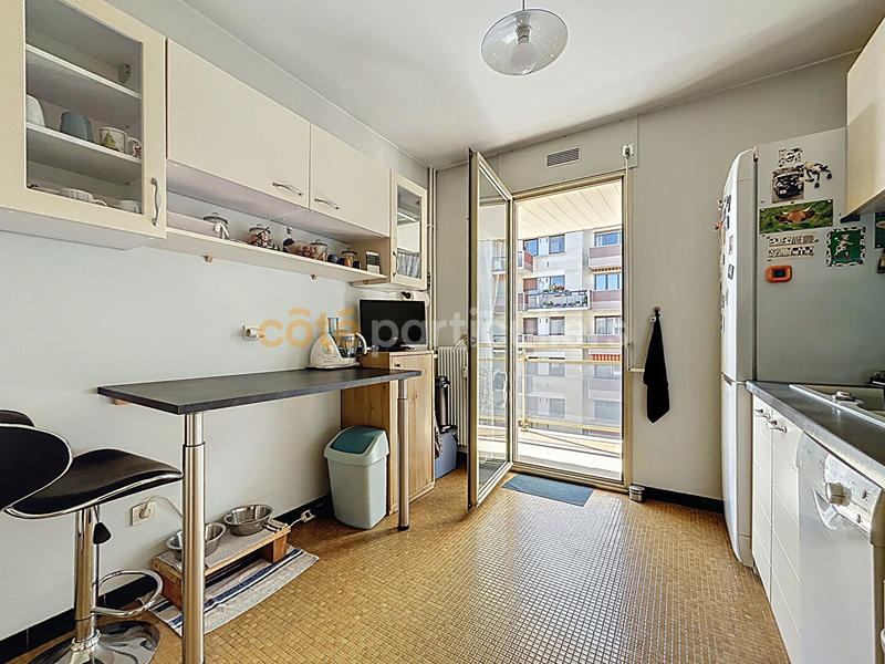 Appartement - 66 m² - 3 pièces