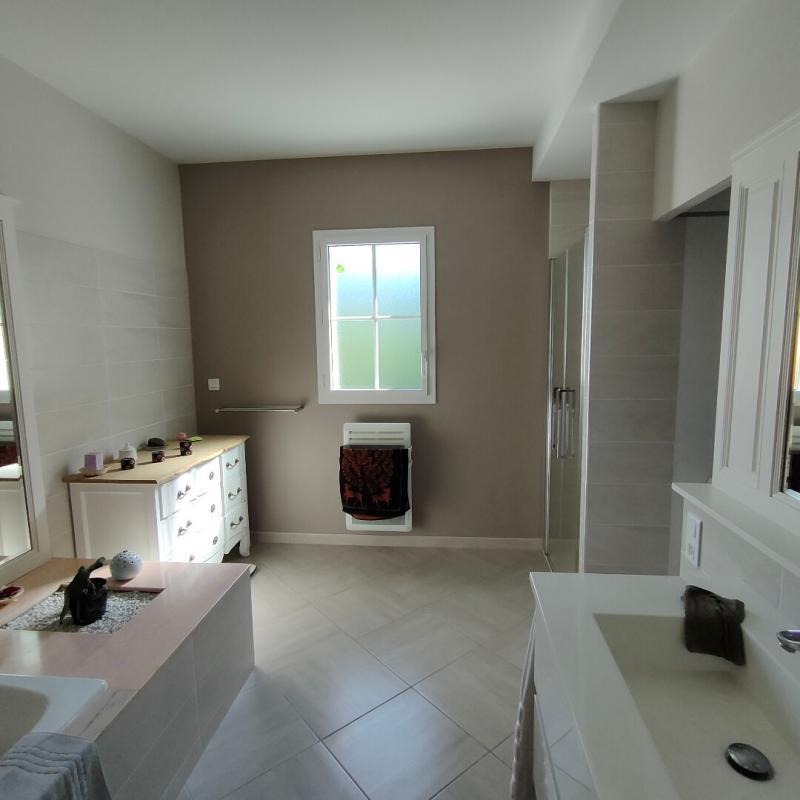 Maison - 177 m² - 8 pièces