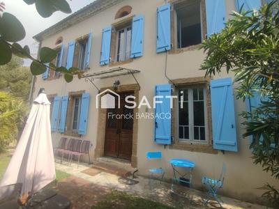 Maison - 182 m² - 7 pièces