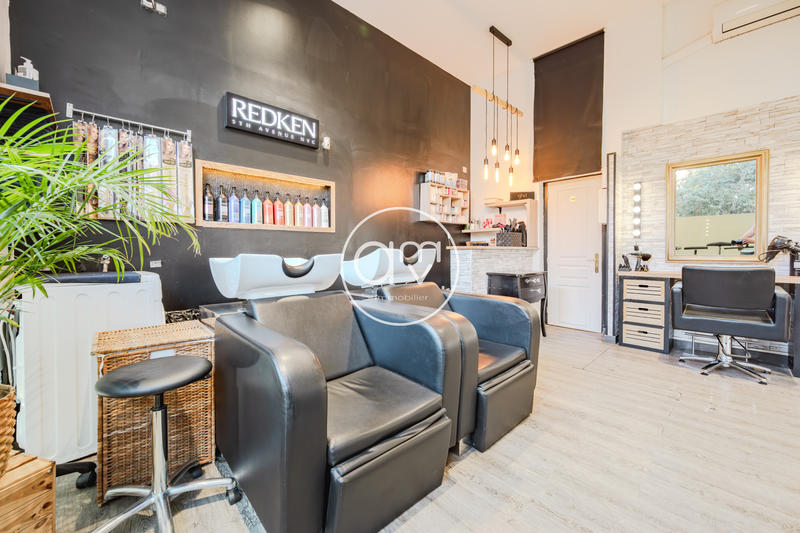 Fonds de commerce - Magasins - 34 m²