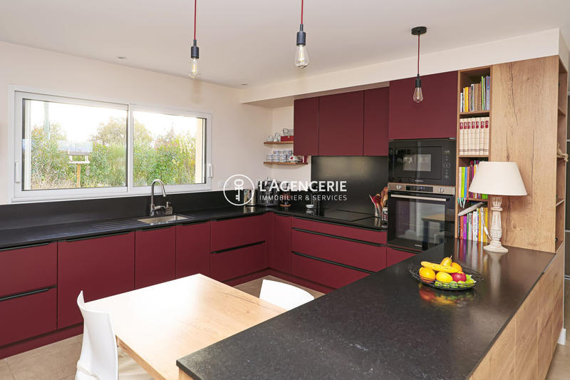 Maison - 120 m² - 4 pièces