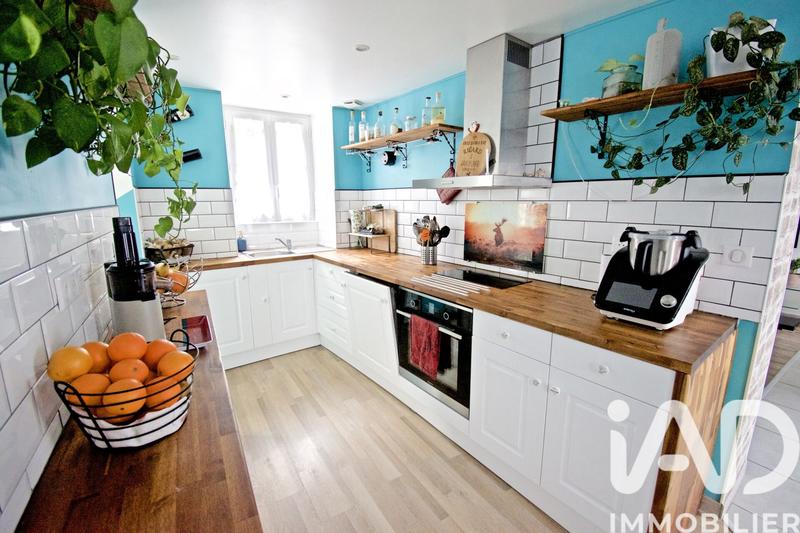 Maison - 98 m² - 5 pièces