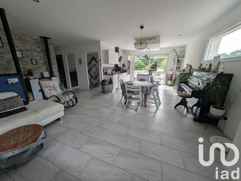 Maison - 136 m² - 6 pièces