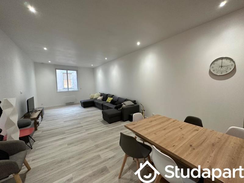 Chambre - 15 m² - 1 pièce