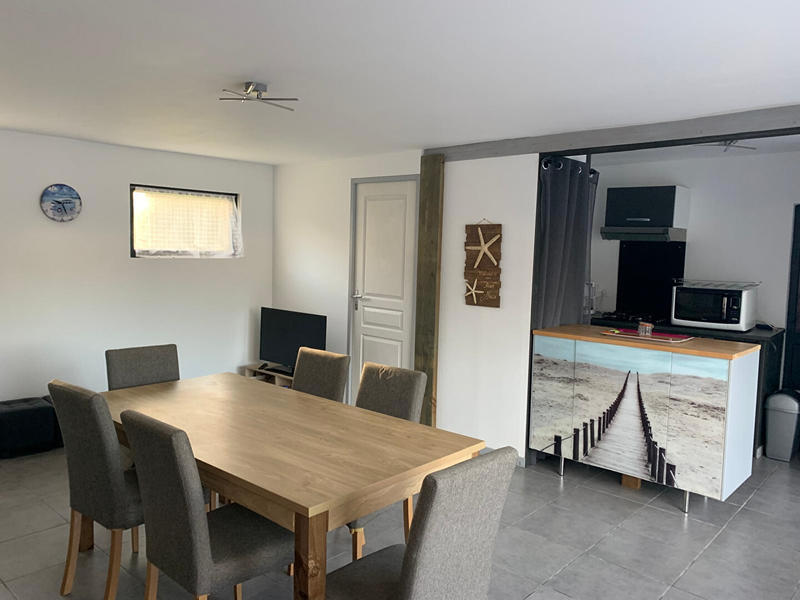 Maison - 219 m² - 6 pièces