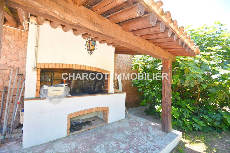 Maison - 281 m² - 6 pièces