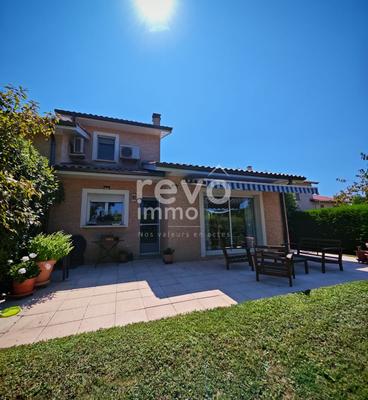 Maison - 143 m² - 5 pièces