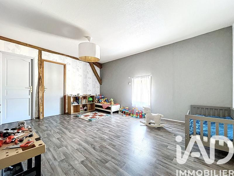 Maison - 226 m² - 7 pièces