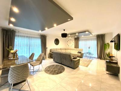 Maison - 185 m² - 7 pièces