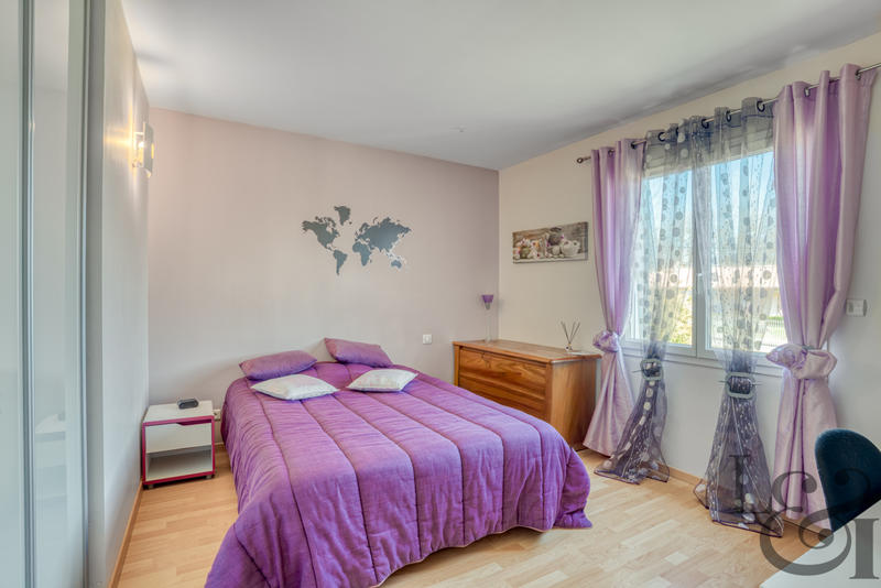 Maison - 190 m² - 8 pièces