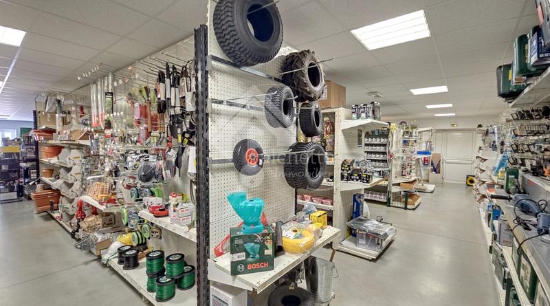 Fonds de commerce - Magasins - 280 m²