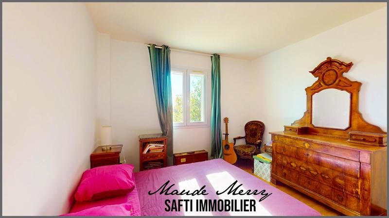 Maison - 170 m² - 8 pièces