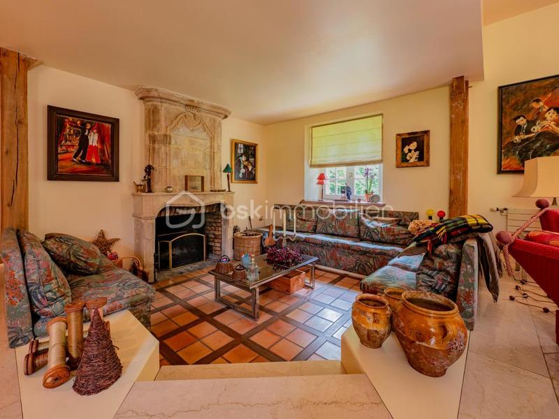 Demeure - 260 m² - 9 pièces