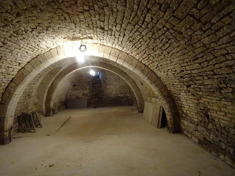 Maison - 221 m² - 1 pièce