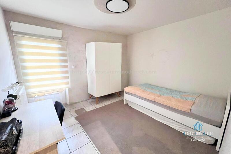 Maison traditionnelle - 160 m² - 7 pièces