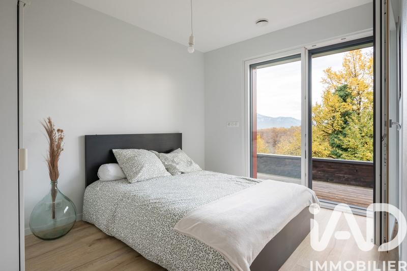 Maison - 156 m² - 8 pièces