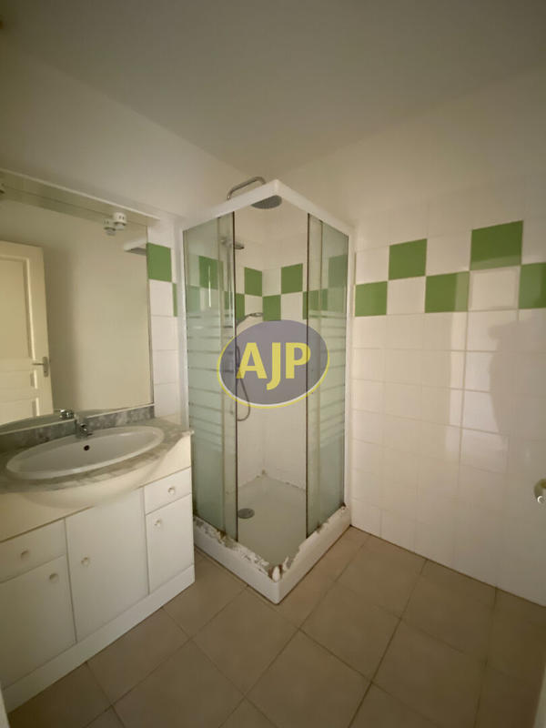 Maison - 65 m² - 3 pièces