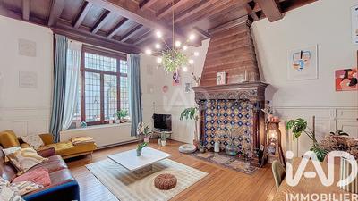 Maison - 232 m² - 7 pièces