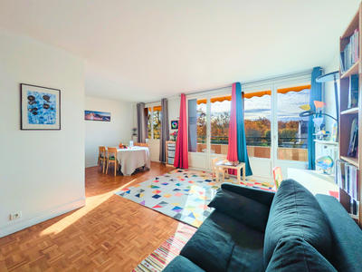 Appartement - 85 m² - 5 pièces