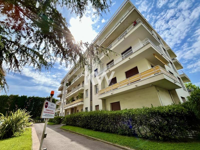 Appartement - 78 m² - 4 pièces