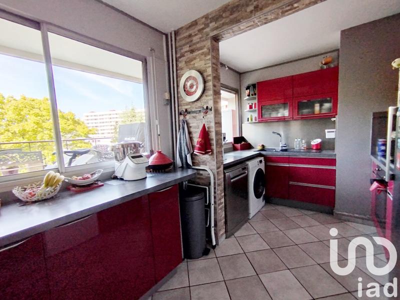 Appartement - 98 m² - 5 pièces
