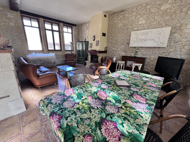 Maison - 165 m² - 7 pièces