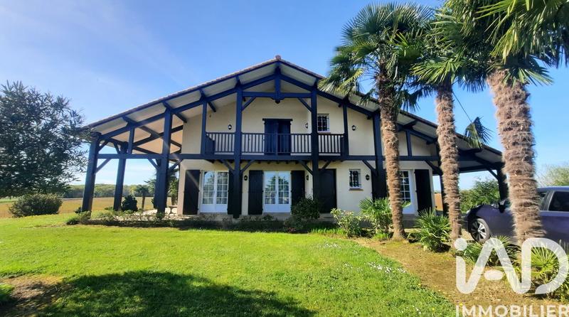 Maison - 187 m² - 5 pièces