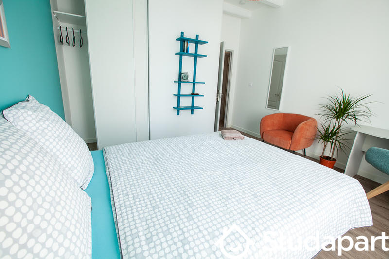 Chambre - 11 m² - 1 pièce