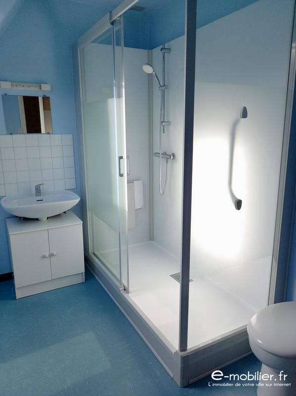 Maison traditionnelle - 90 m² - 4 pièces