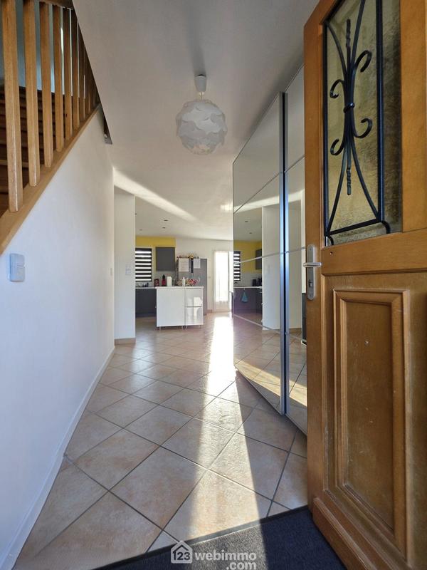 Maison - 145 m² - 6 pièces