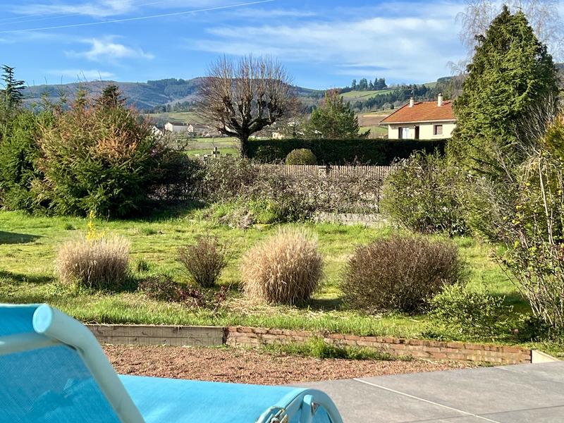 Maison traditionnelle - 100 m² - 5 pièces